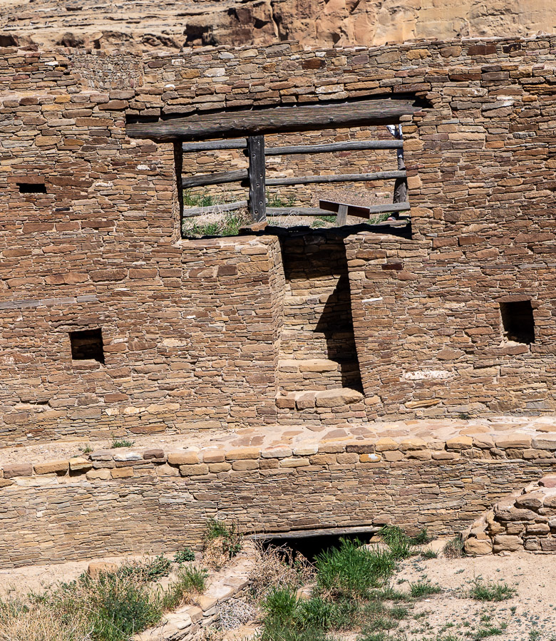 Chetro Ketl ruin in Chaco Canyon great kiva entrance