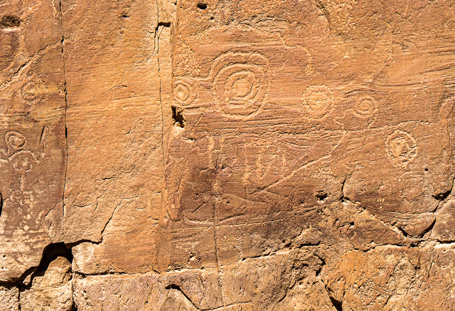  Petroglyphs Chaco Canyon